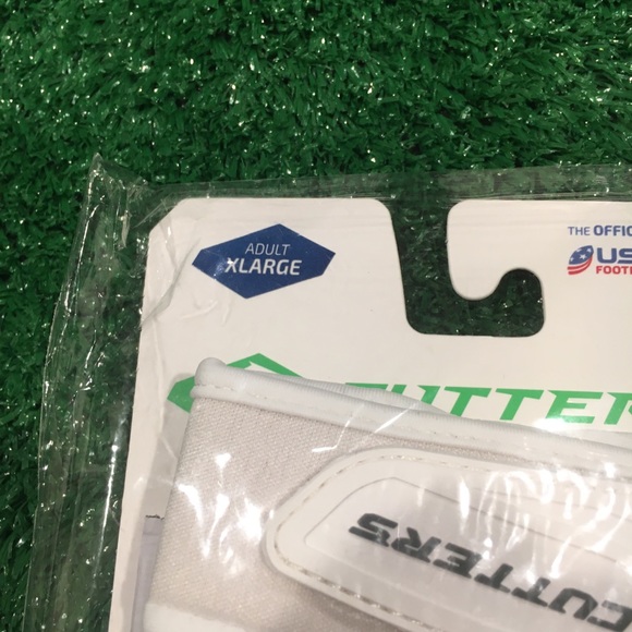 NEW CUTTERS REV PRO 3.0 WR FOOTBALL GLOVES XL - Picture 4 of 5